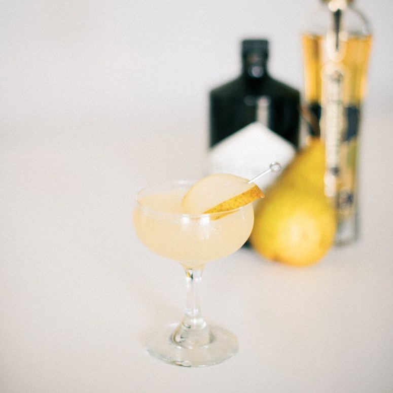 Floral_Fall_Pear_Cocktail_Dahlia_Homestead1